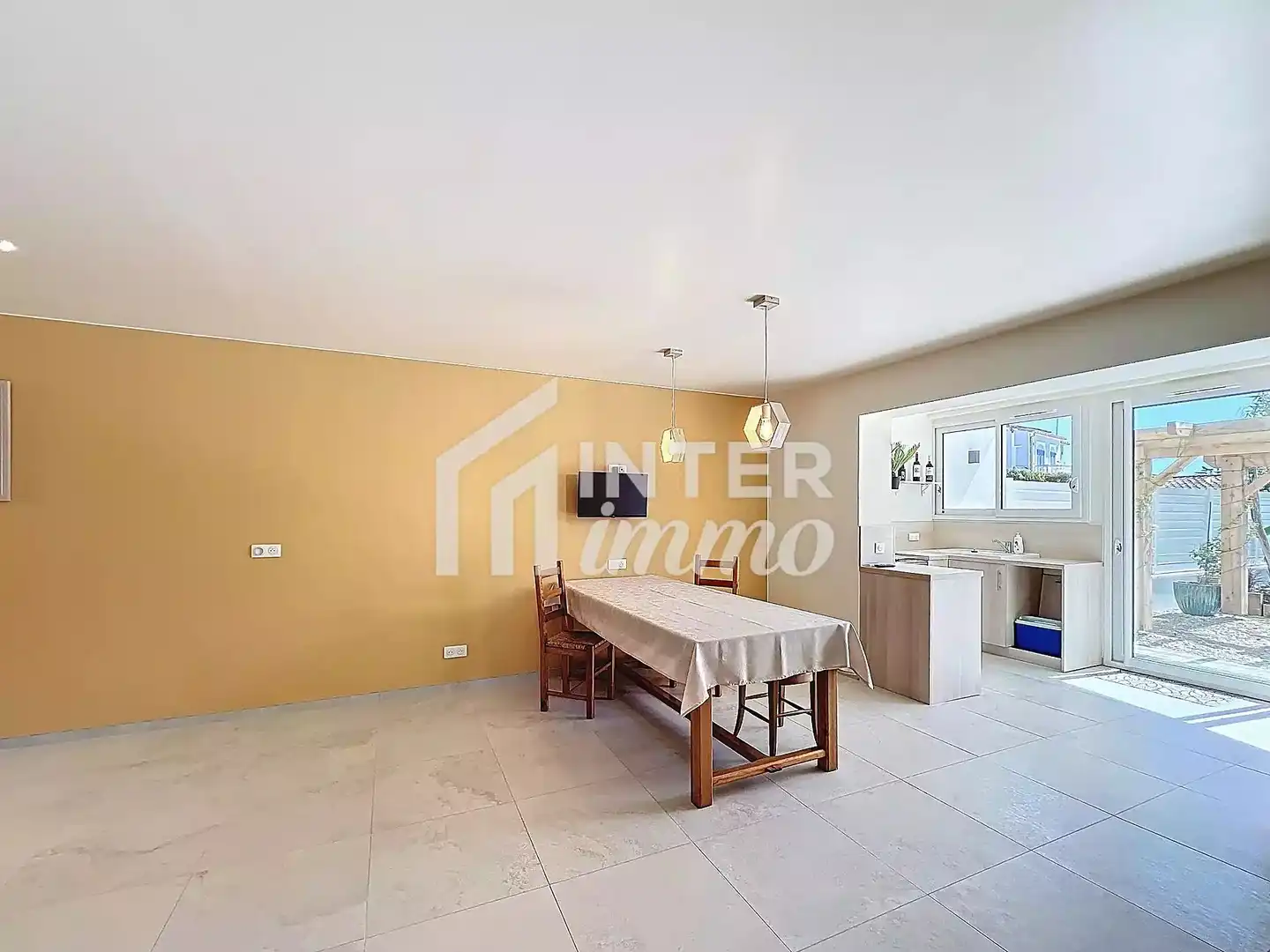 House with garden for sale in PENI 168 B, imagen 2