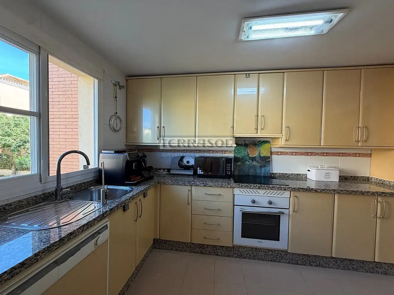 Apartamento con piscina en venta en Caleta de Vélez, imagen 9