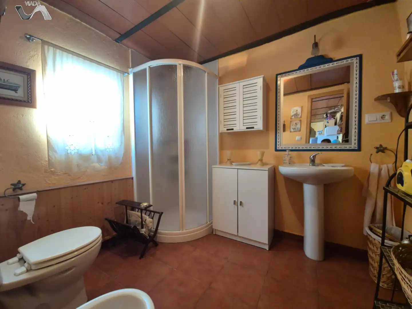 Bathroom of Houses for sale in Puertollano  with Heating, Storage room and Oven