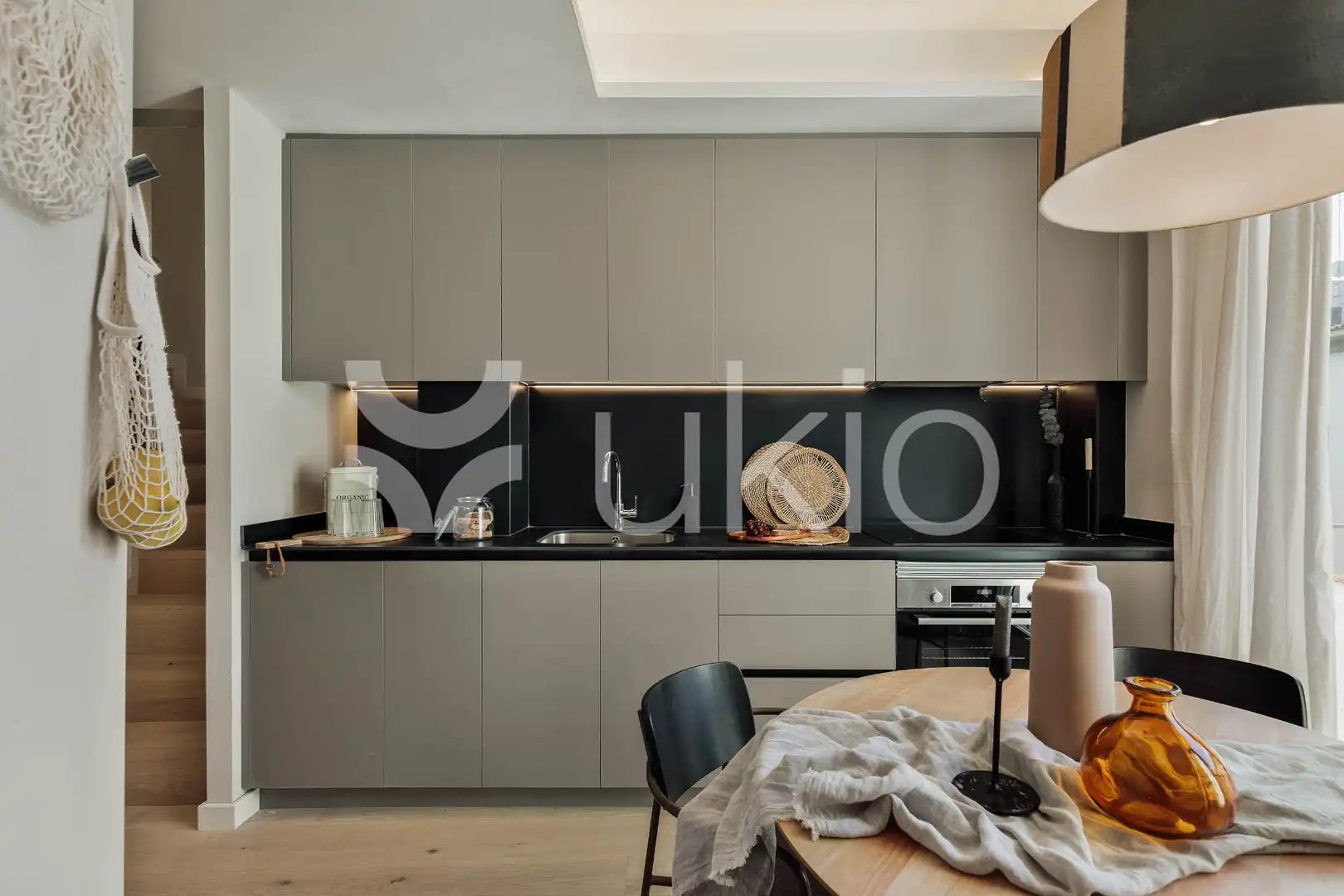 Apartamento con terraza en alquiler en Carrer del Portal Nou, imagen 12