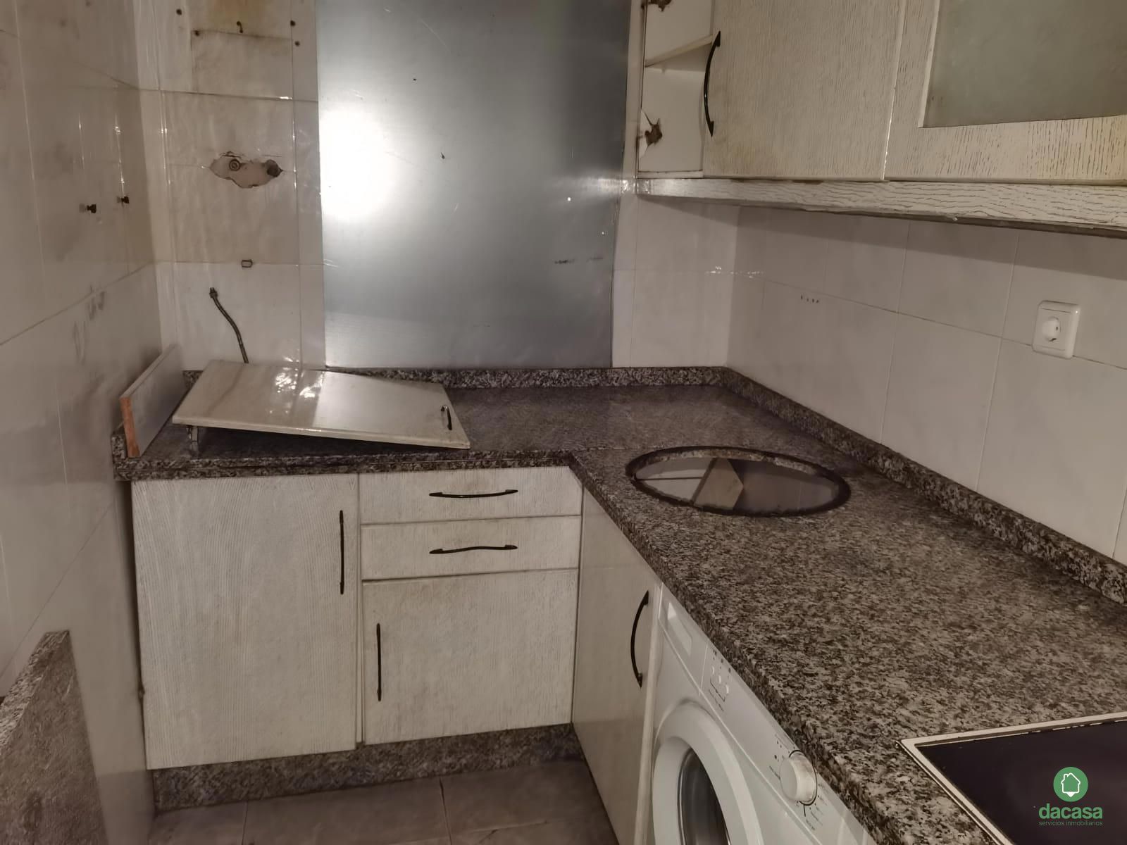 Cocina de Piso en venta en  Huelva Capital