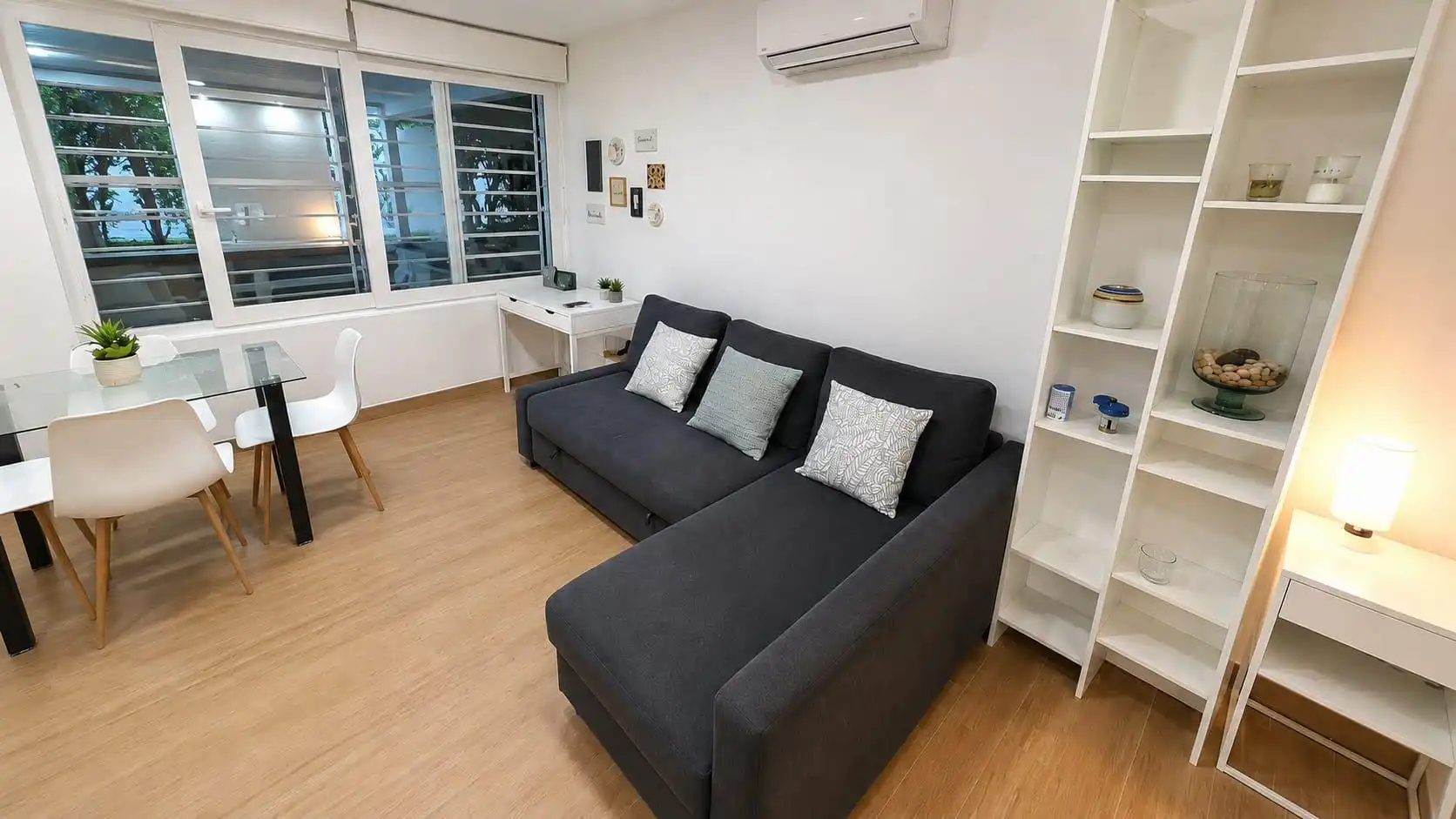 Sala d'estar de Local en venda en Alicante / Alacant amb Aire condicionat