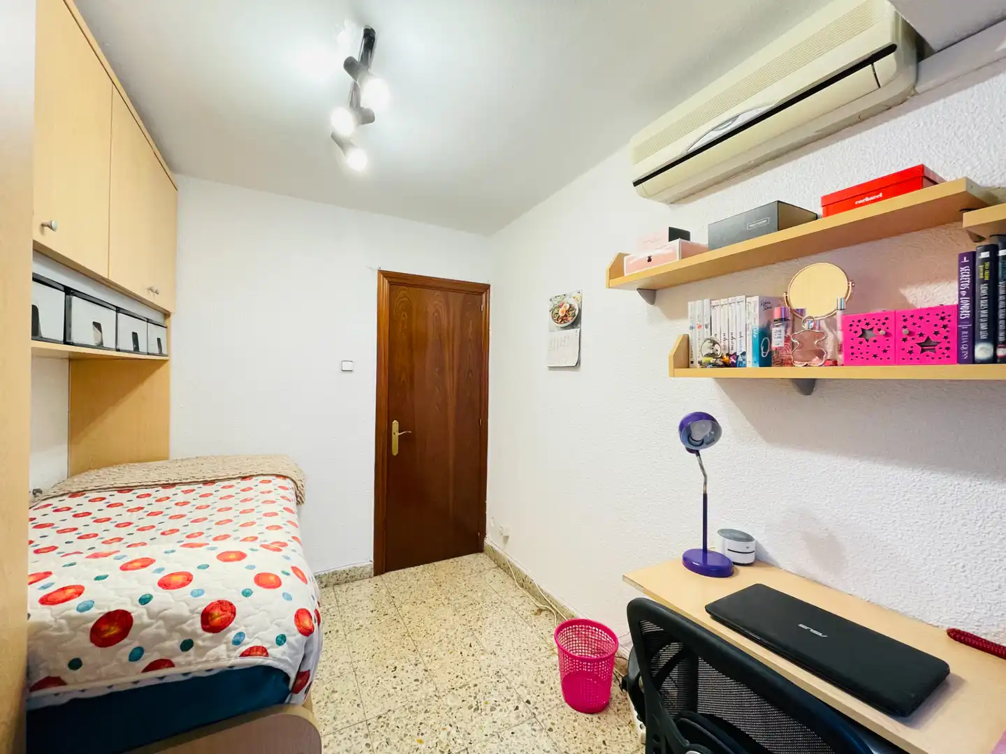 Habitación de Piso en venta en Zaragoza con Aire acondicionado, Calefacción y Terraza
