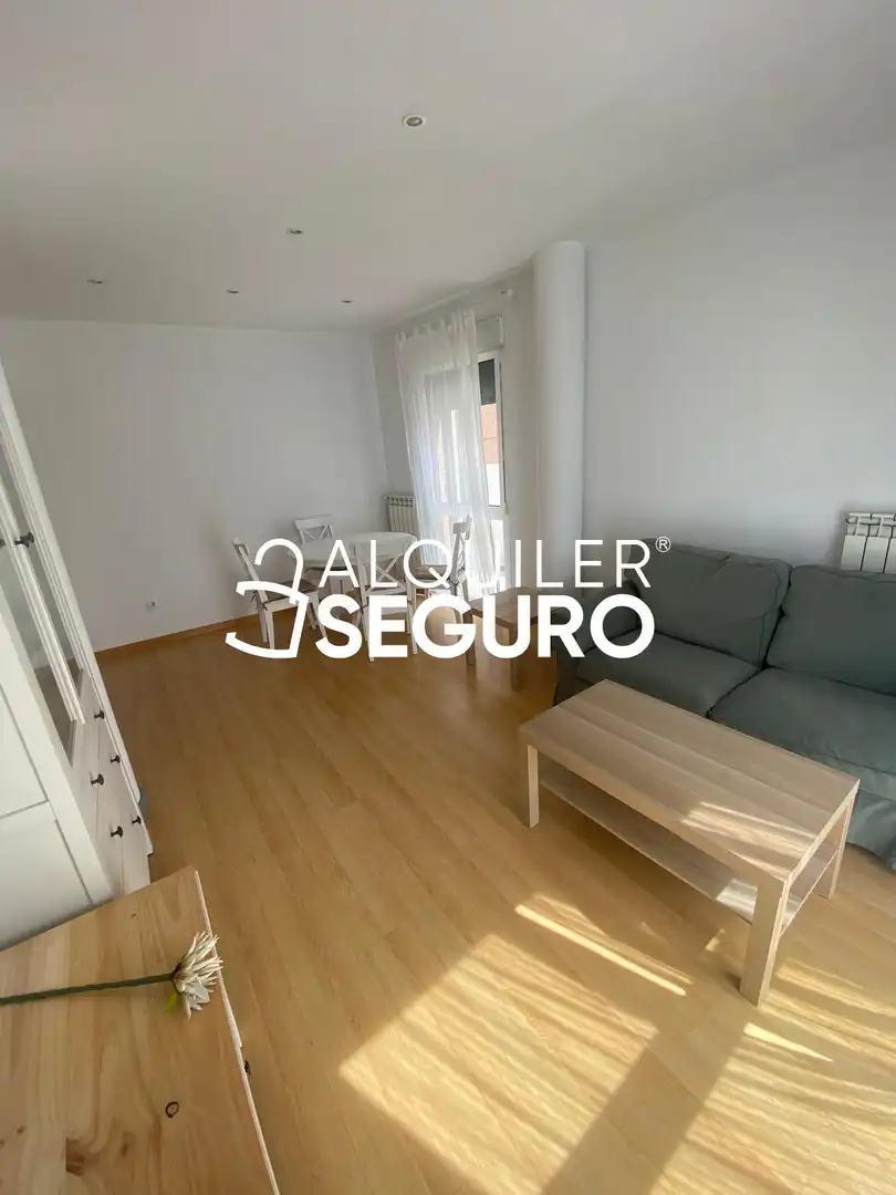 Habitación de Piso de alquiler en Guadalajara con Calefacción y Amueblado