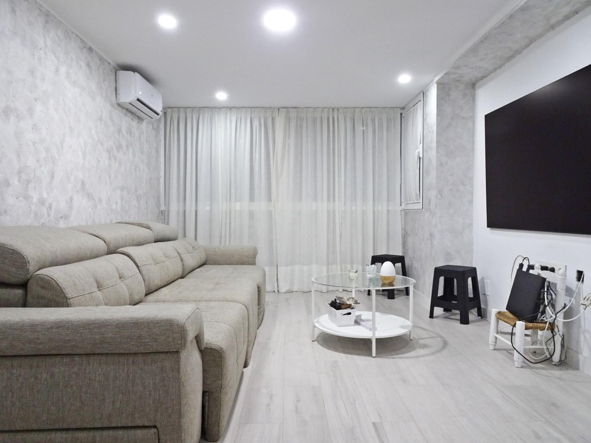 Living room of Flat for sale in Málaga Capital  with Air Conditioner
