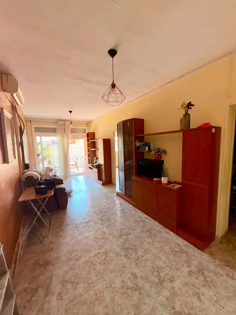 Sala de estar de Piso en venta en Barcelona con Aire acondicionado, Horno y Balcón