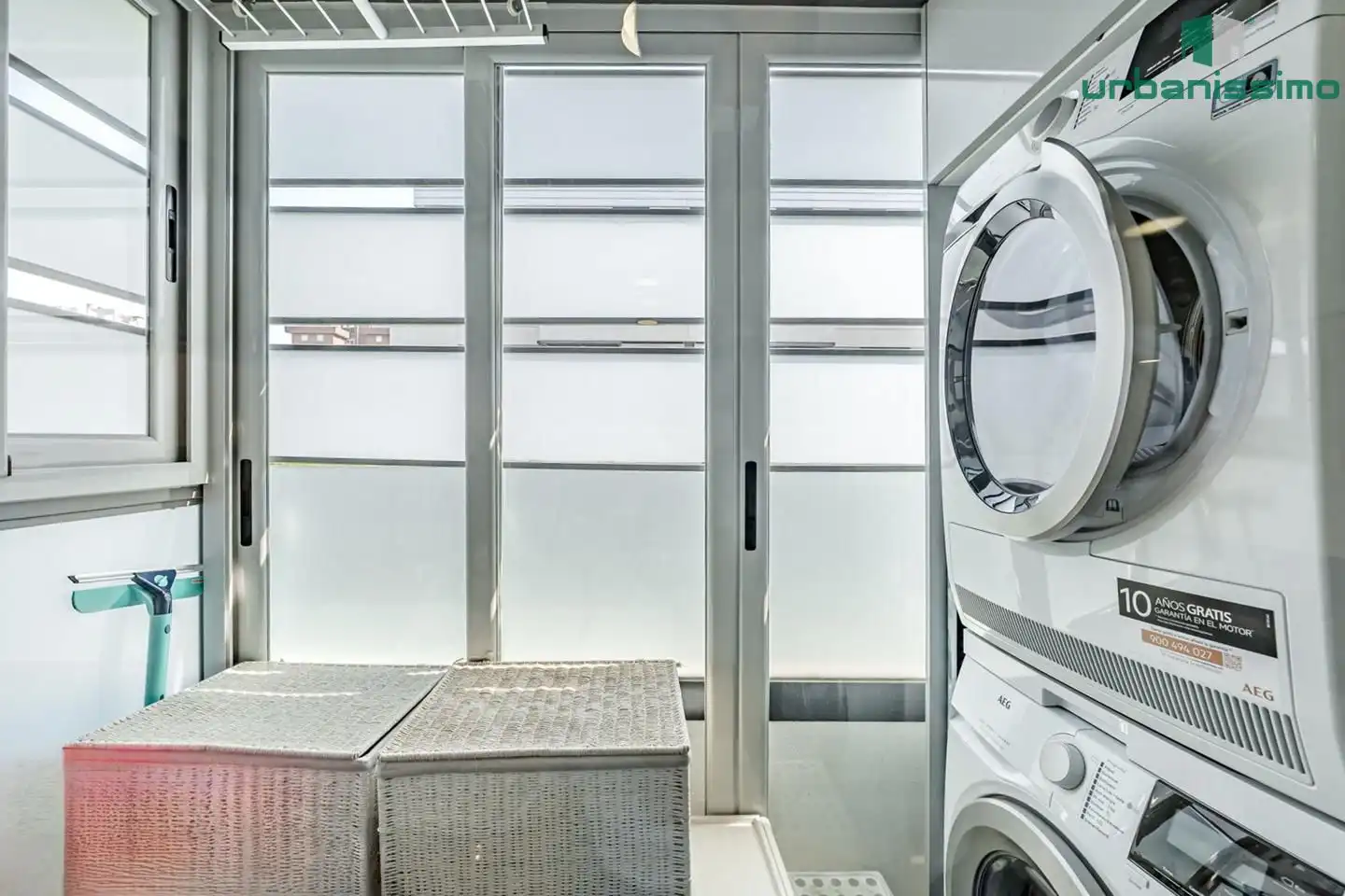 Flat for sale in Madrid  with Air Conditioner, Terrace and Storage room