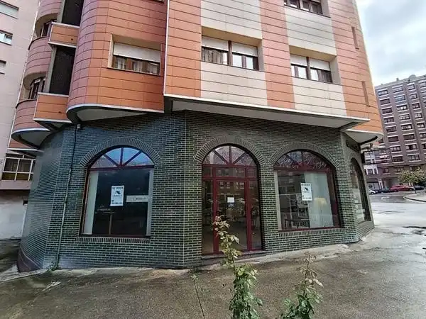 Gewerbefläche zum Verkauf in Calle Fernando Morán 2, imagen 5