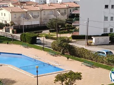 Apartament amb piscina en venda a Carrer Lisboa