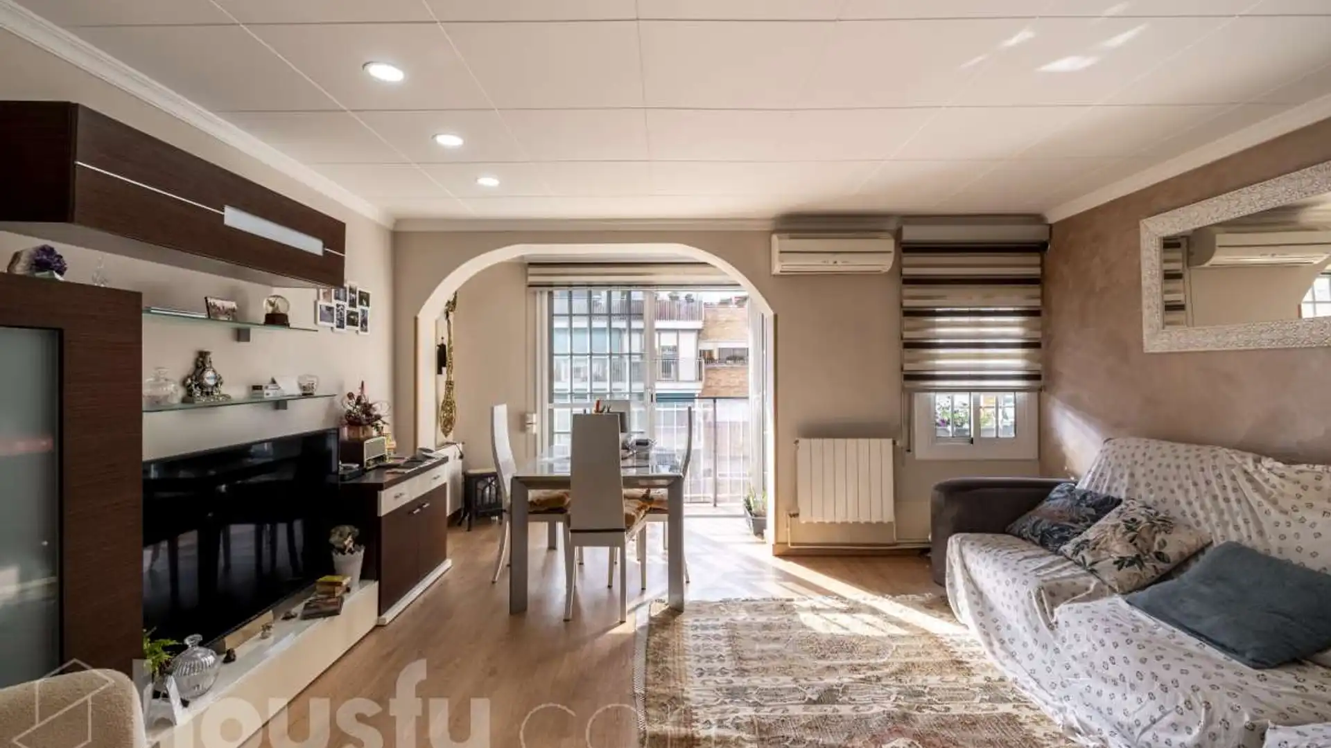 Living room of Flat for sale in  Barcelona Capital  with Air Conditioner, Heating and Furnished