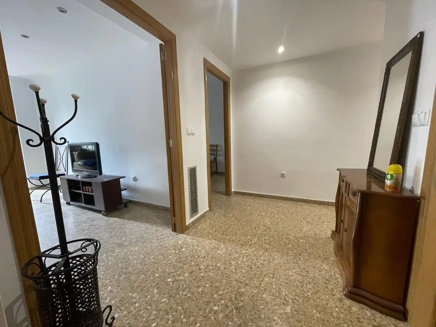 Piso en venta en Oliva con Terraza, Trastero y Amueblado