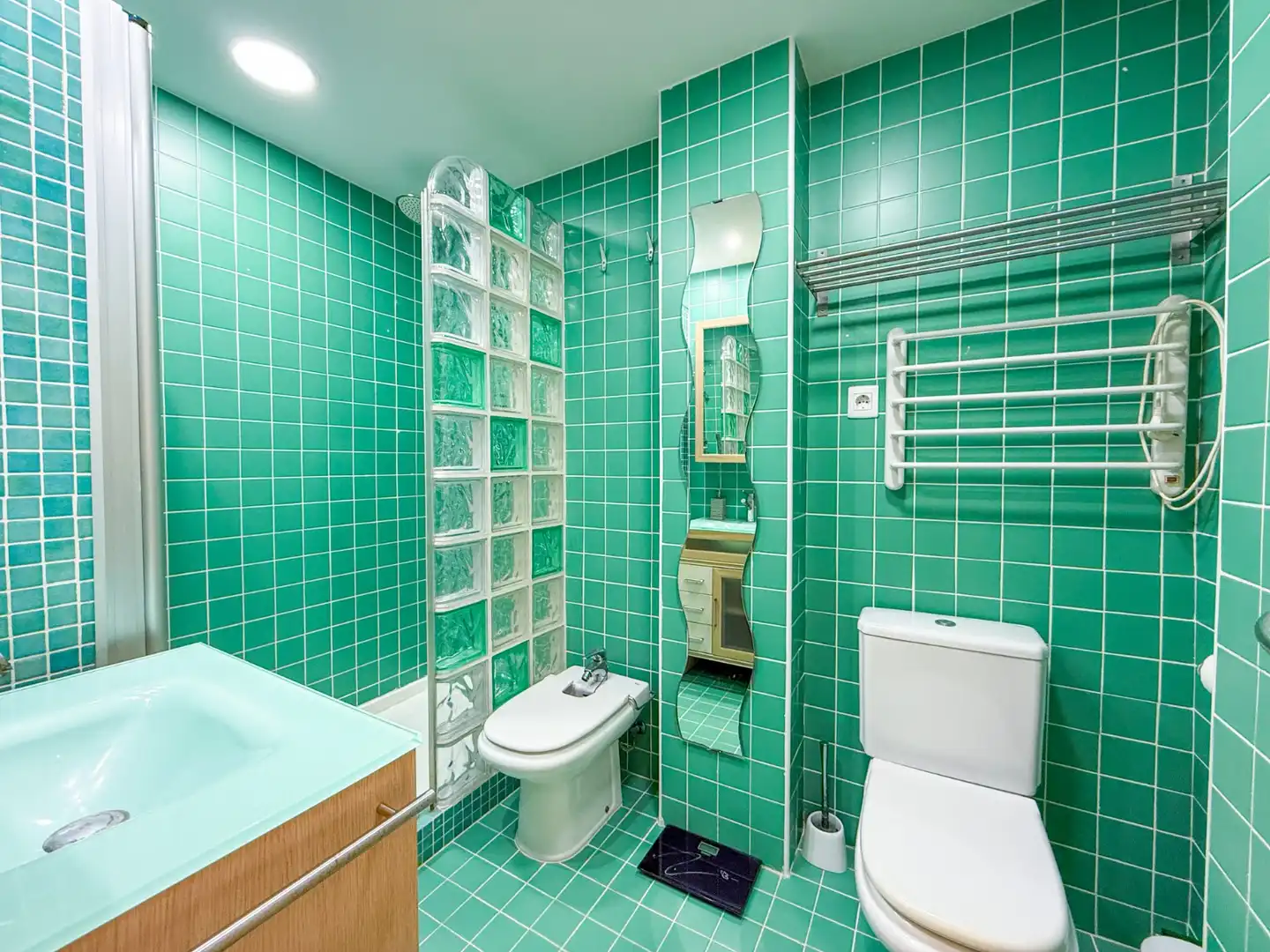 Baño de Piso en venta en Águilas con Terraza, Trastero y Piscina