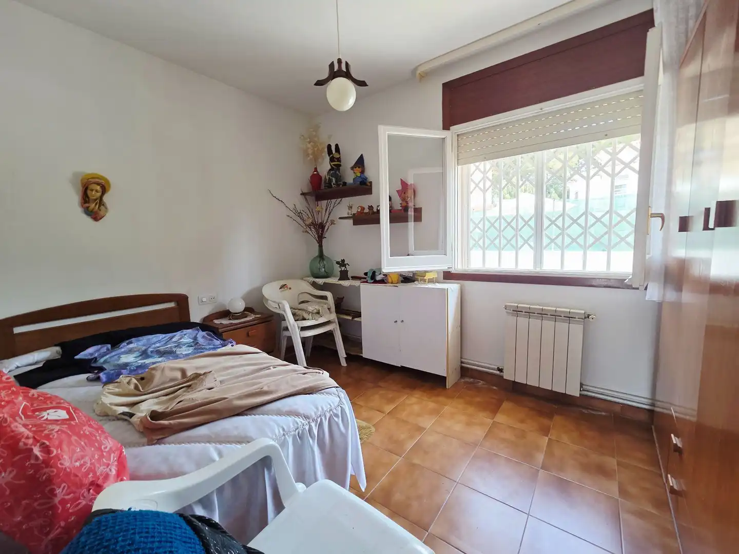 Dormitori de Casa o xalet en venda en Cunit amb Calefacció, Jardí privat i Terrassa