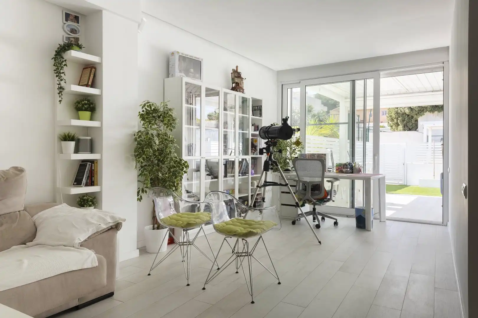 Sala de estar de Casa adosada en venta en San Antonio de Benagéber con Aire acondicionado, Calefacción y Terraza