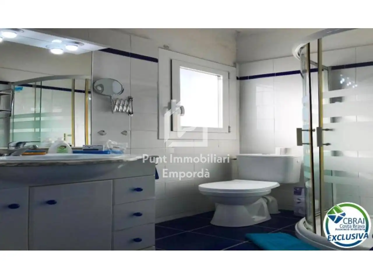 Baño de Casa o chalet en venta en Roses con Aire acondicionado, Terraza y Piscina
