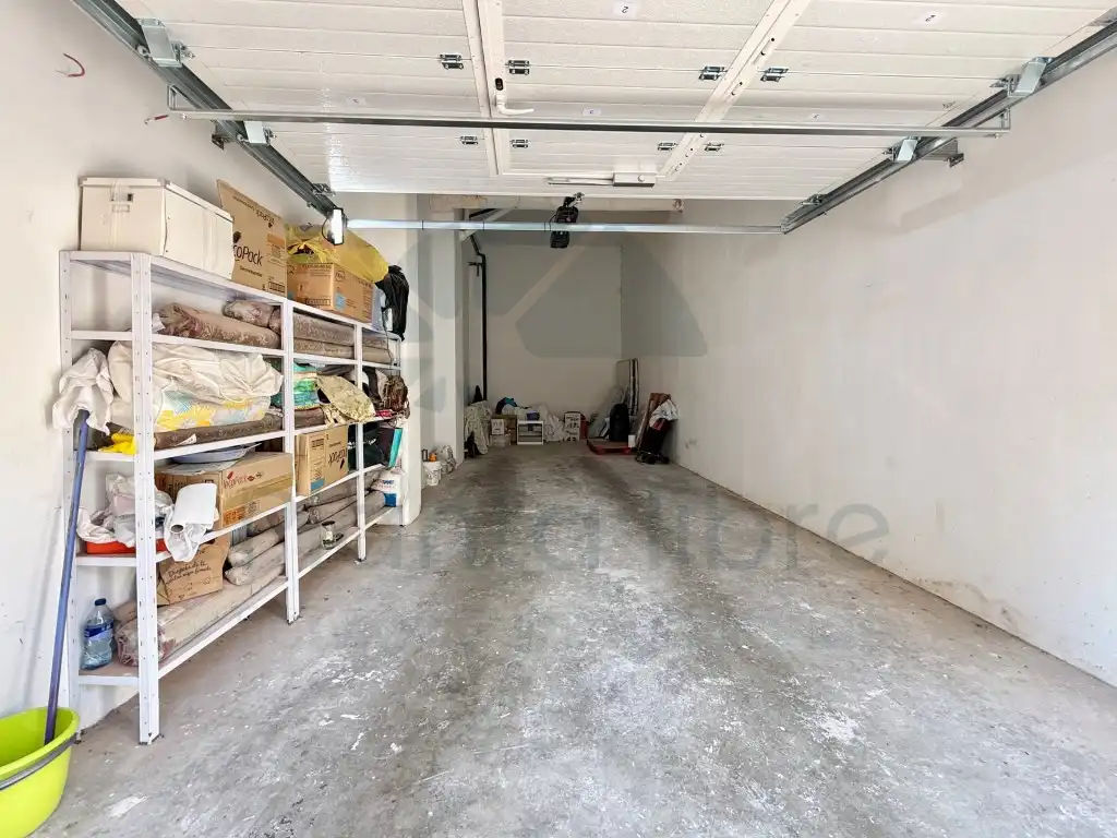 Local comercial en venta en Calle Maria Teresa Gil Garate, imagen 3