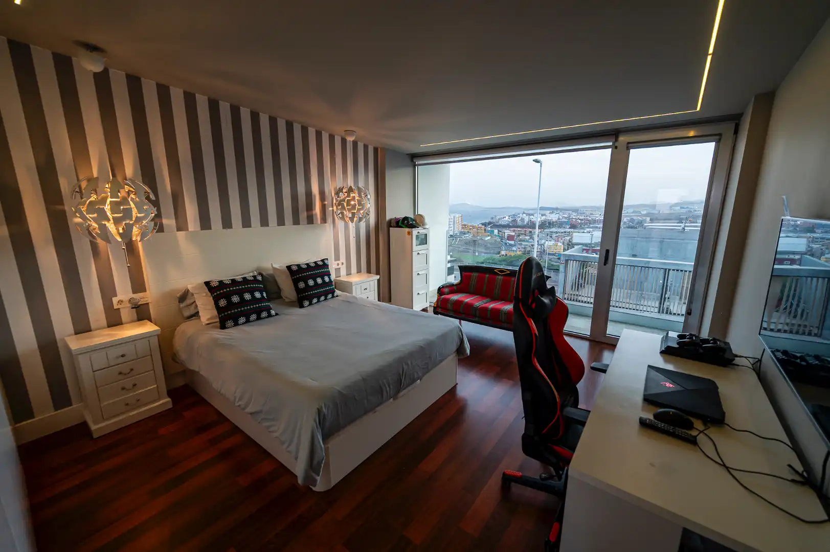 Habitación de Casa o chalet en venta en Telde con Jardín privado, Terraza y Piscina