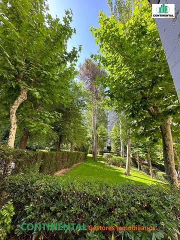 Local comercial en Venta en Camarena en Aluche