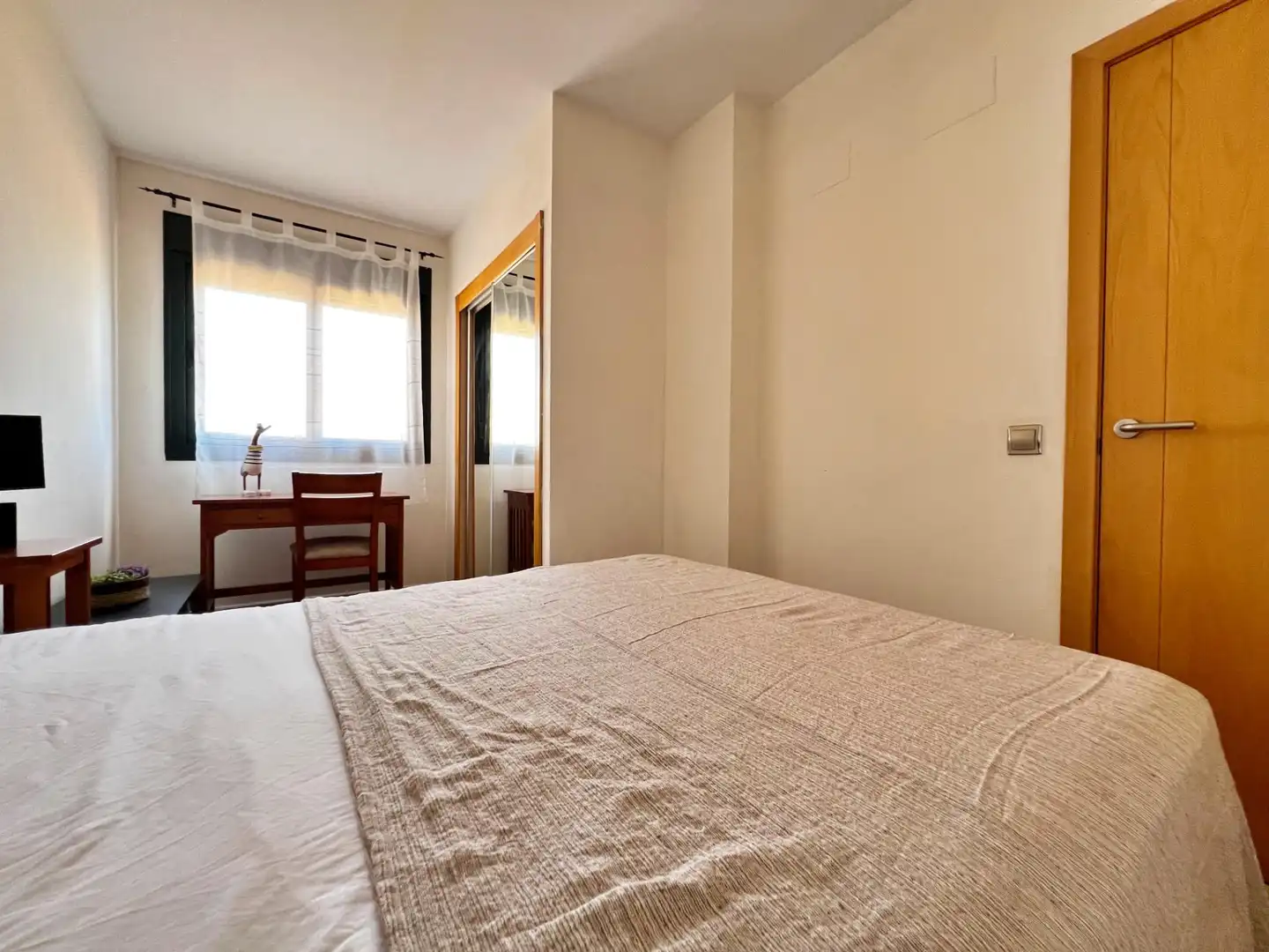 Habitación de Casa adosada en venta en Ayamonte con Aire acondicionado, Calefacción y Terraza