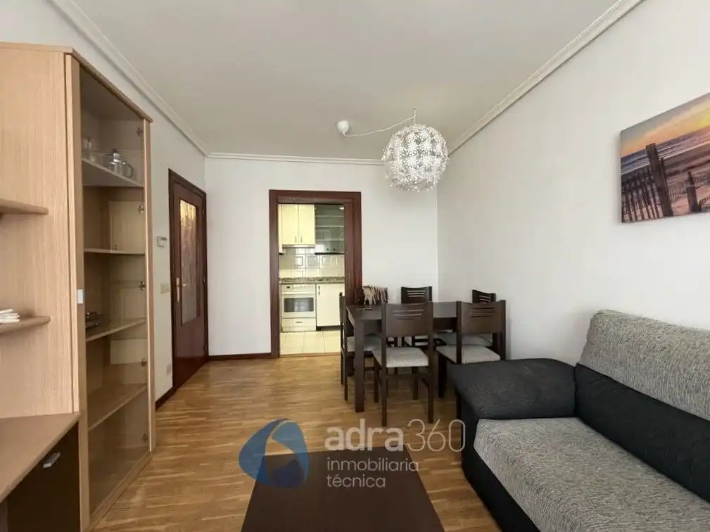 Sala d'estar de Apartament en venda en  Logroño amb Calefacció, Terrassa i Traster