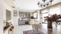 Living room of Apartment for sale in  Madrid Capital  with Air Conditioner, Heating and Private garden