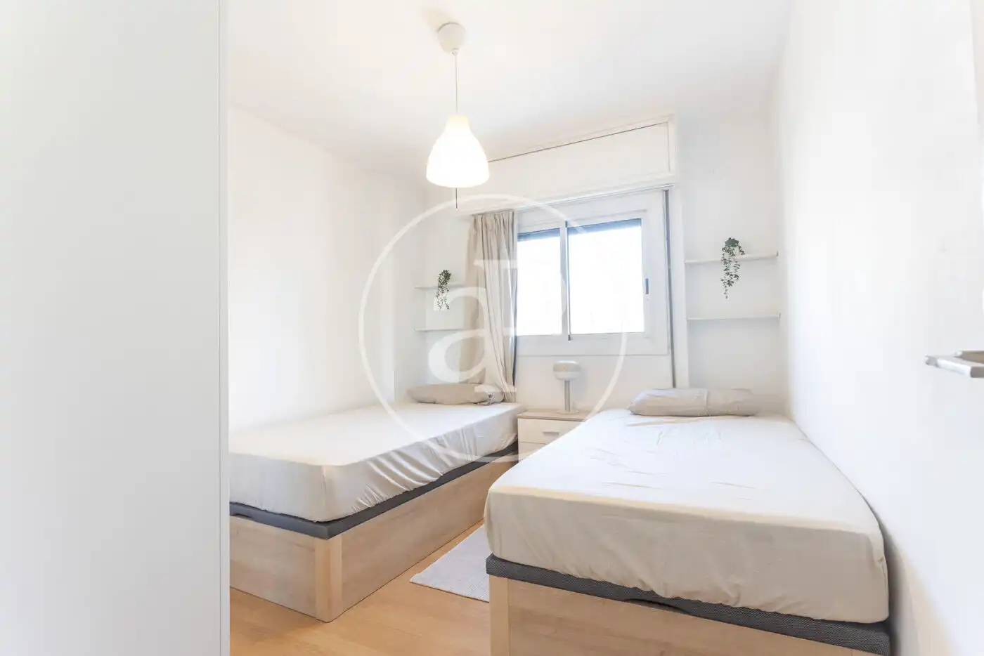 Habitación de Piso de alquiler en Barcelona con Amueblado y Balcón