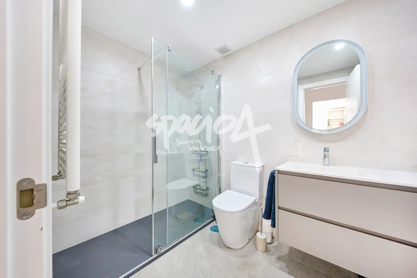 Baño de Piso en venta en Galapagar con Calefacción, Terraza y Trastero