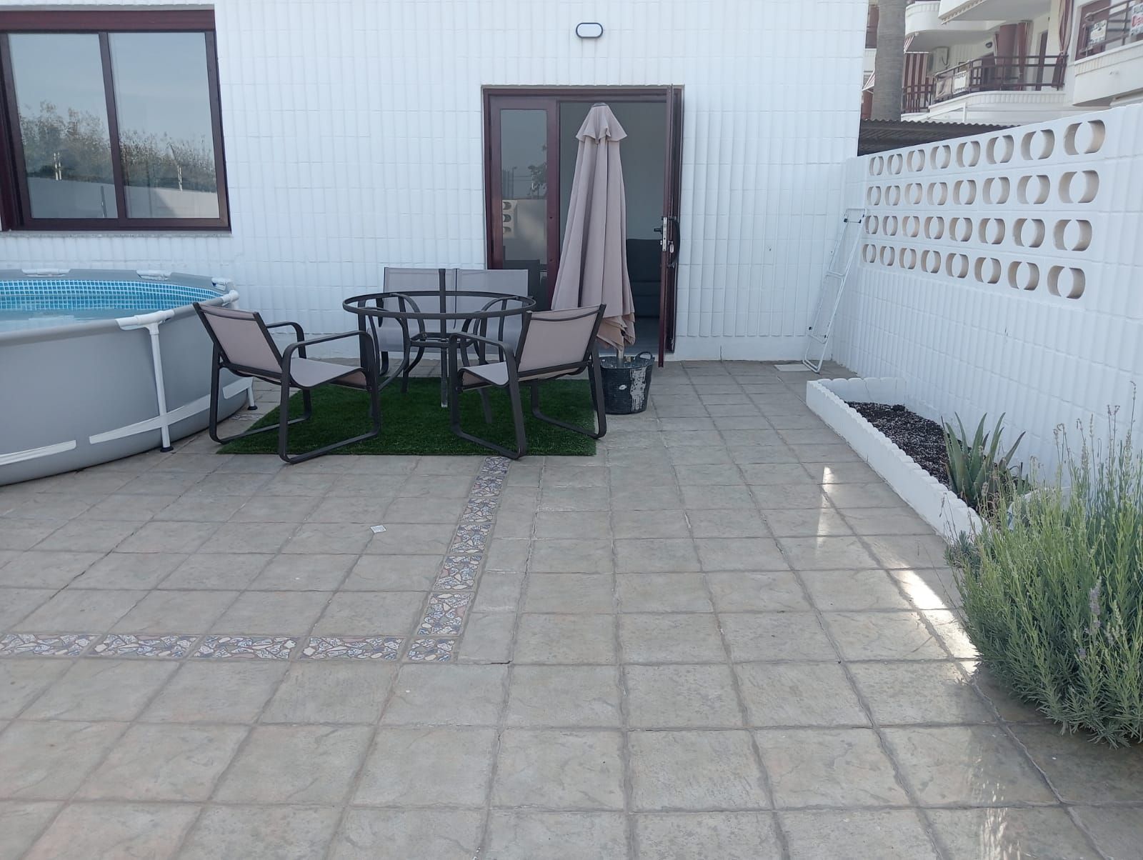 Terrace of Single-family semi-detached for sale in Daimús  with Private garden, Terrace and Furnished