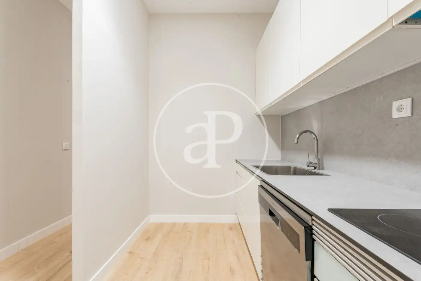 Flat with terrace for sale in C. del Divino Pastor, imagen 14