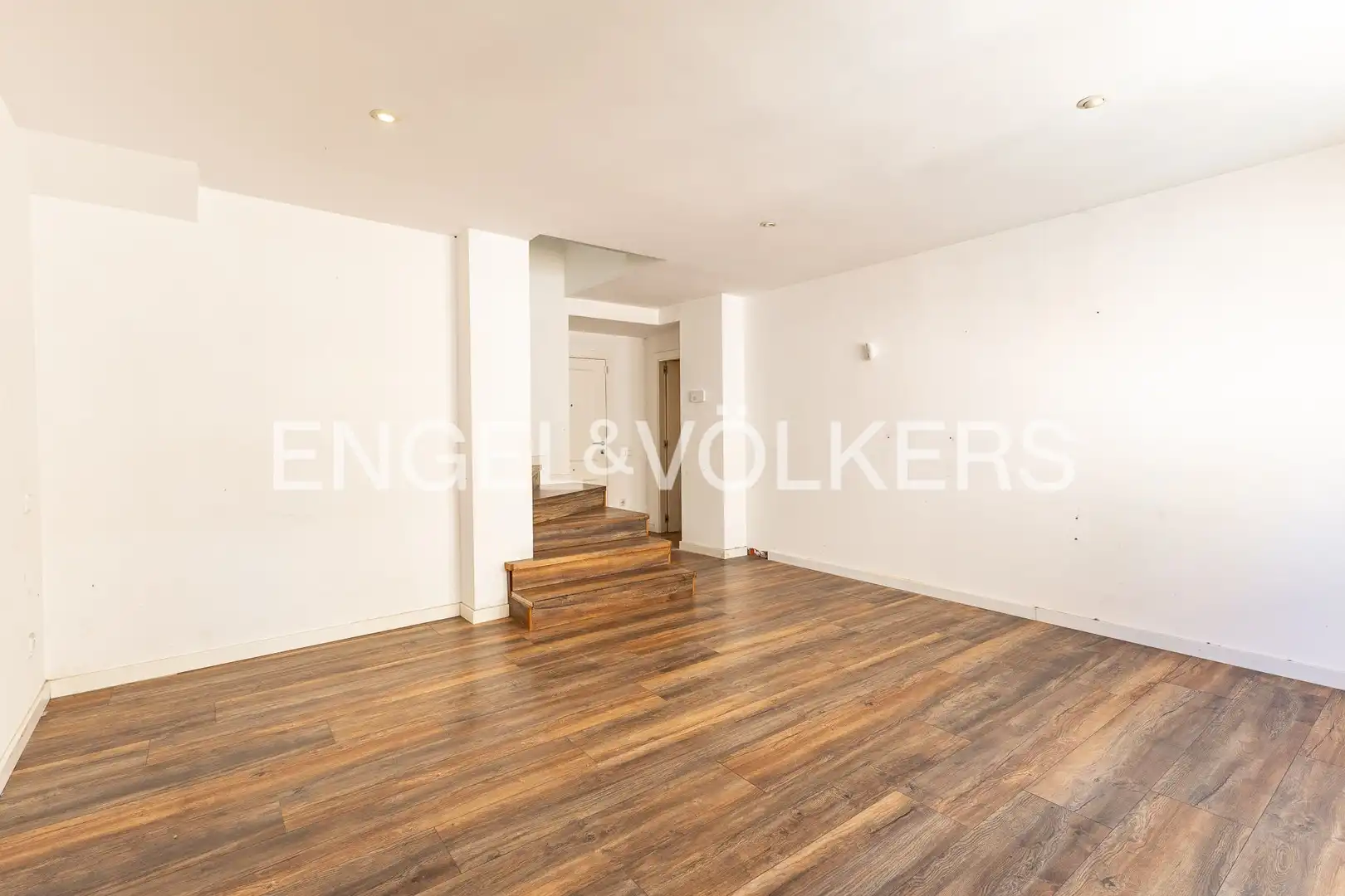 Piso en venta en Tona con Aire acondicionado, Calefacción y Parquet