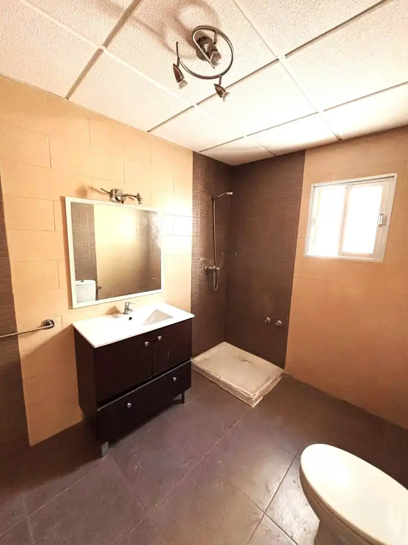 Bany de Casa o xalet en venda en Alicante / Alacant