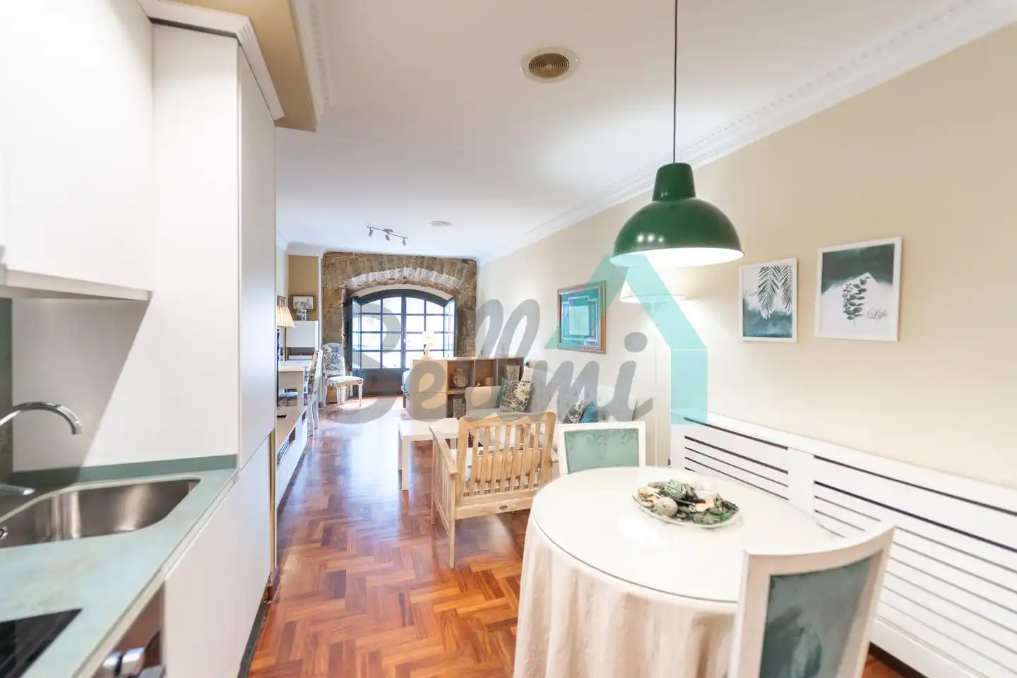 Kitchen of Study for rent in Oviedo   with Heating, Parquet flooring and Furnished