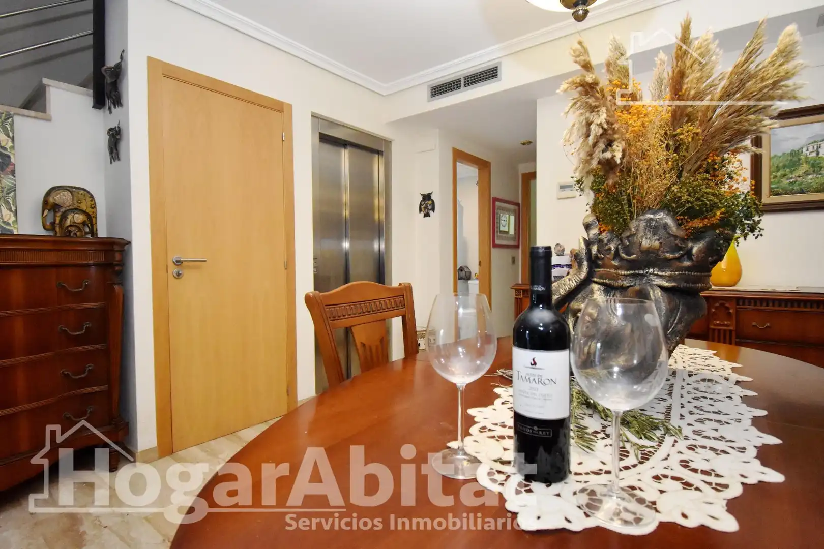 Menjador de Casa adosada en venda en Castellón de la Plana / Castelló de la Plana amb Aire condicionat, Terrassa i Balcó