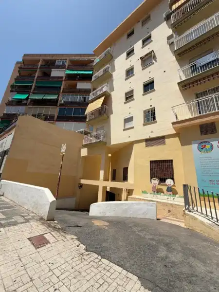 Garaje en venta en Calle Maestra Miret, 7, Manantiales - Estación de Autobuses