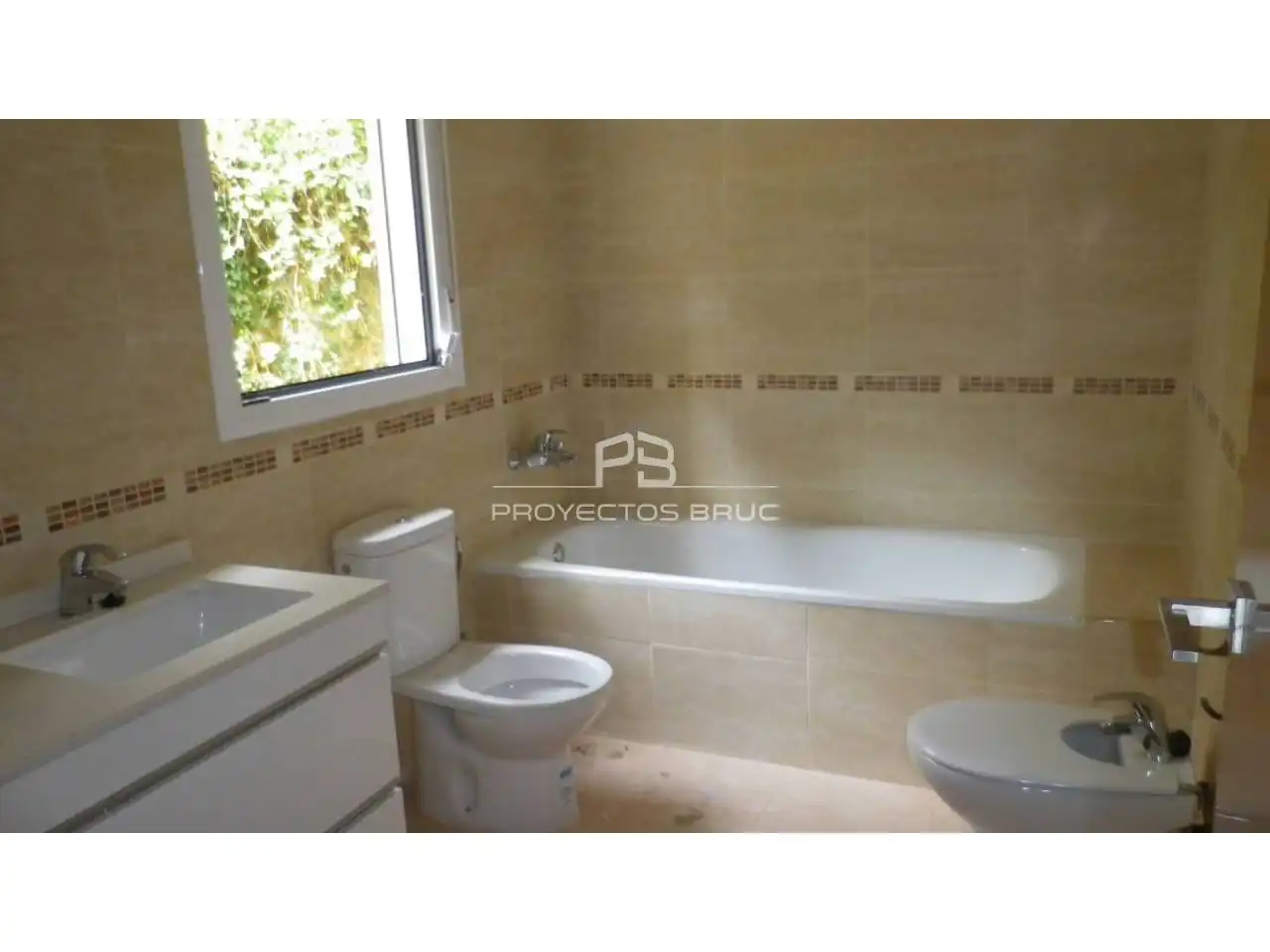 Chalet con jardín en venta en Calle Bruc, imagen 9