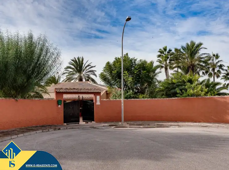 Villa avec piscine à vendre à Zona Carrefour - Urbanizaciones, imagen 2