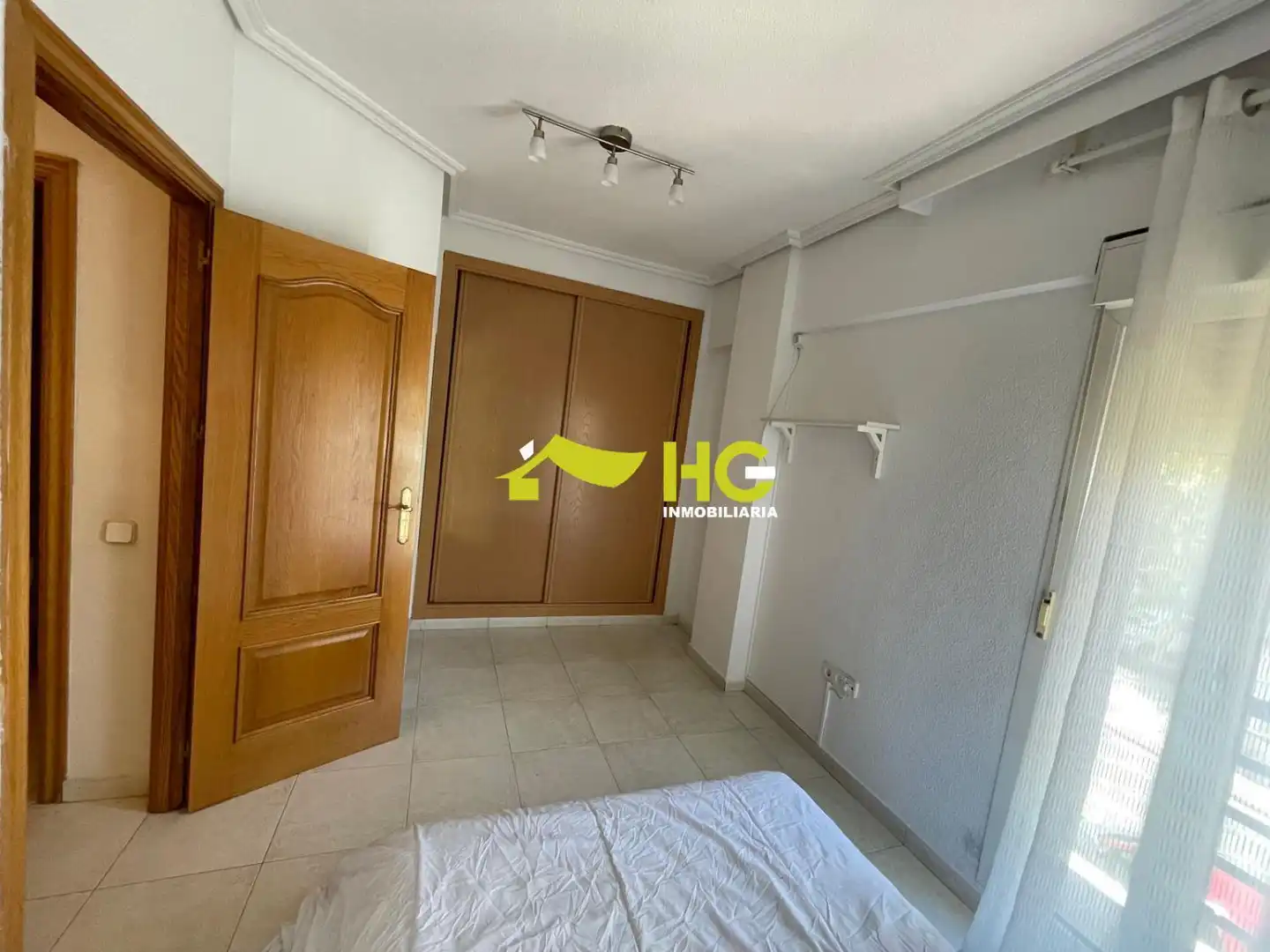 Habitación de Piso para compartir en Villaviciosa de Odón con Aire acondicionado y Calefacción