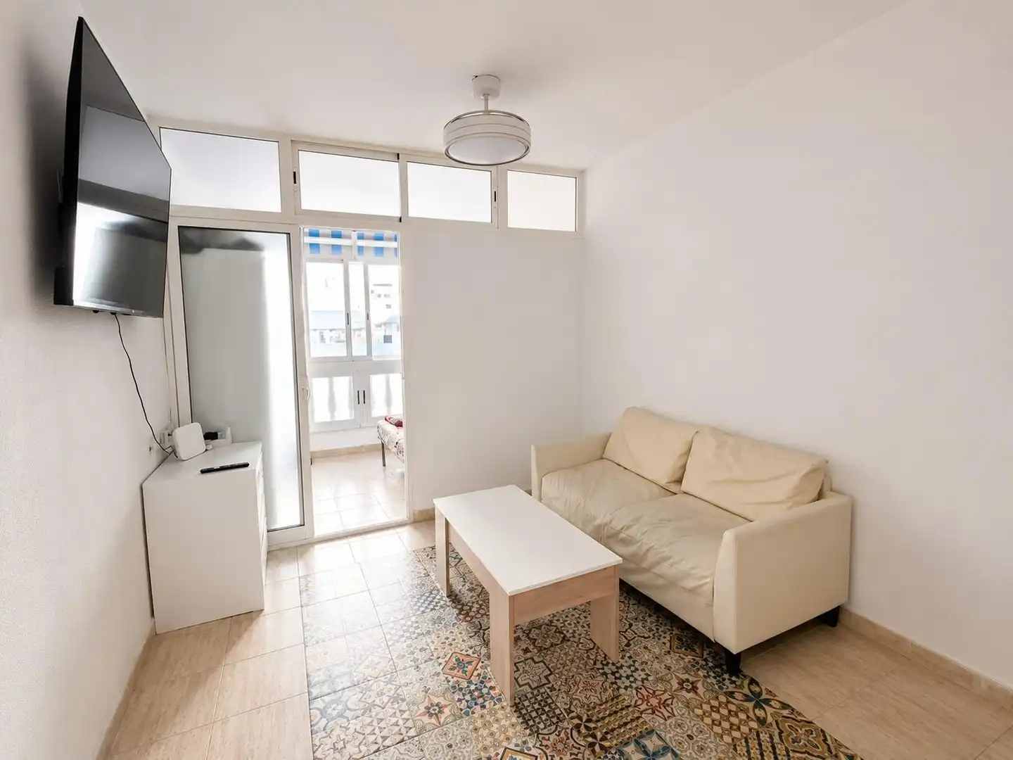Living room of Apartments for sale in Torrevieja  with Furnished, Oven and Microwave