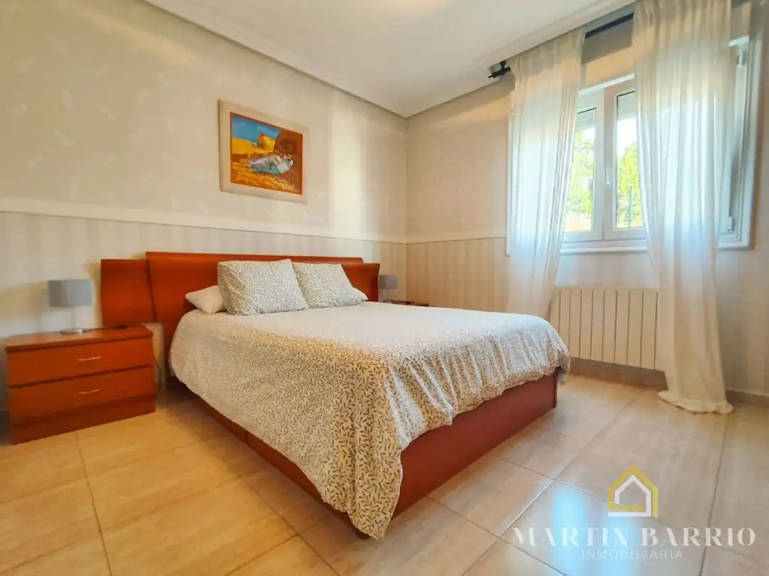 Habitación de Casa o chalet en venta en Muskiz con Calefacción, Jardín privado y Terraza