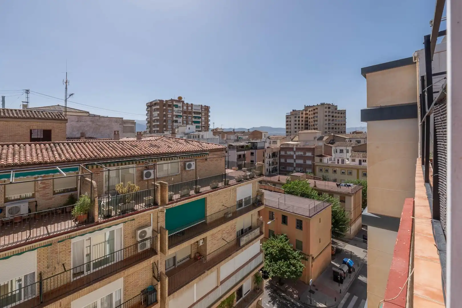 Exterior view of Attic for sale in Granada  with Air Conditioner, Terrace and Balcony