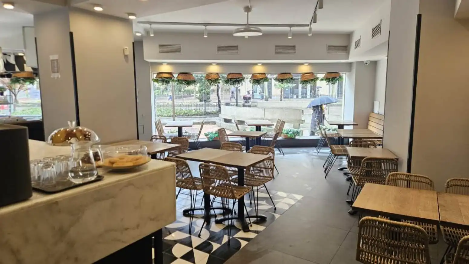 Local comercial en traspàs a Salamanca - Paseo de Carmelitas