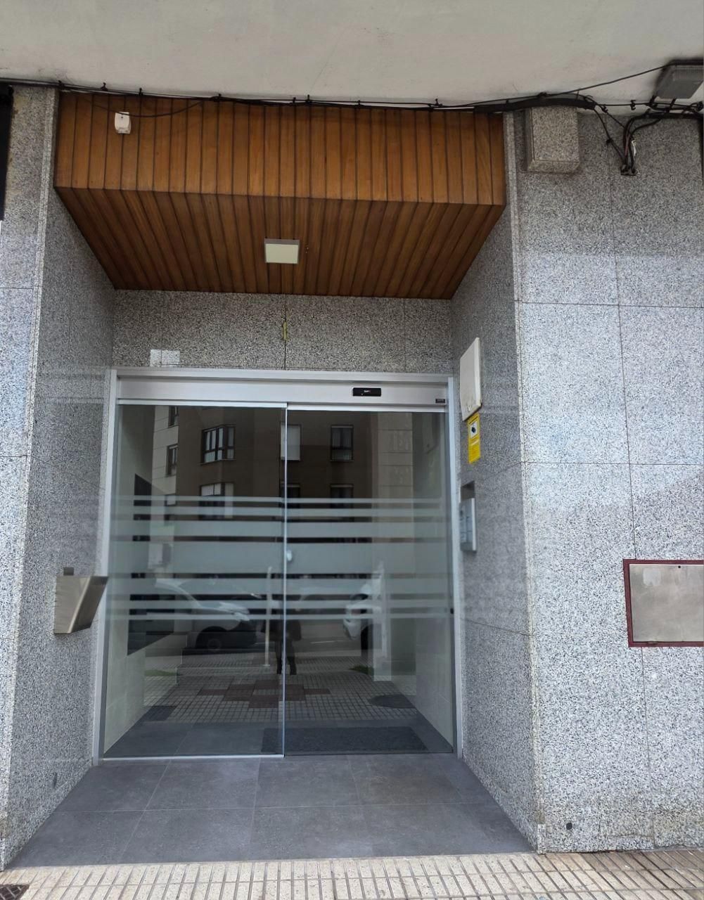 Apartamento en venta en Gijón  con Calefacción, Terraza y Trastero