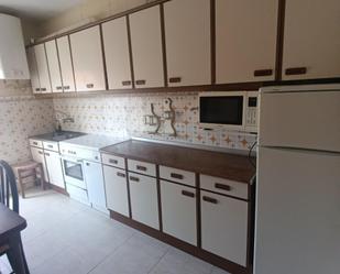 Kitchen of Flat for sale in Peñaranda de Bracamonte  with Heating, Terrace and Balcony