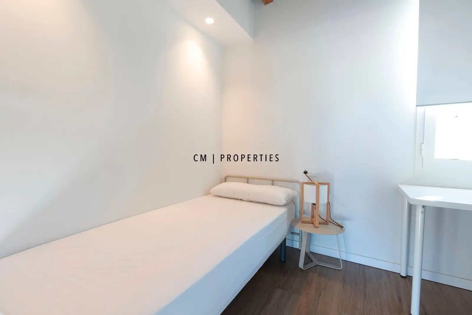 Penthouse with terrace to rent in Roger de Lauria, imagen 18