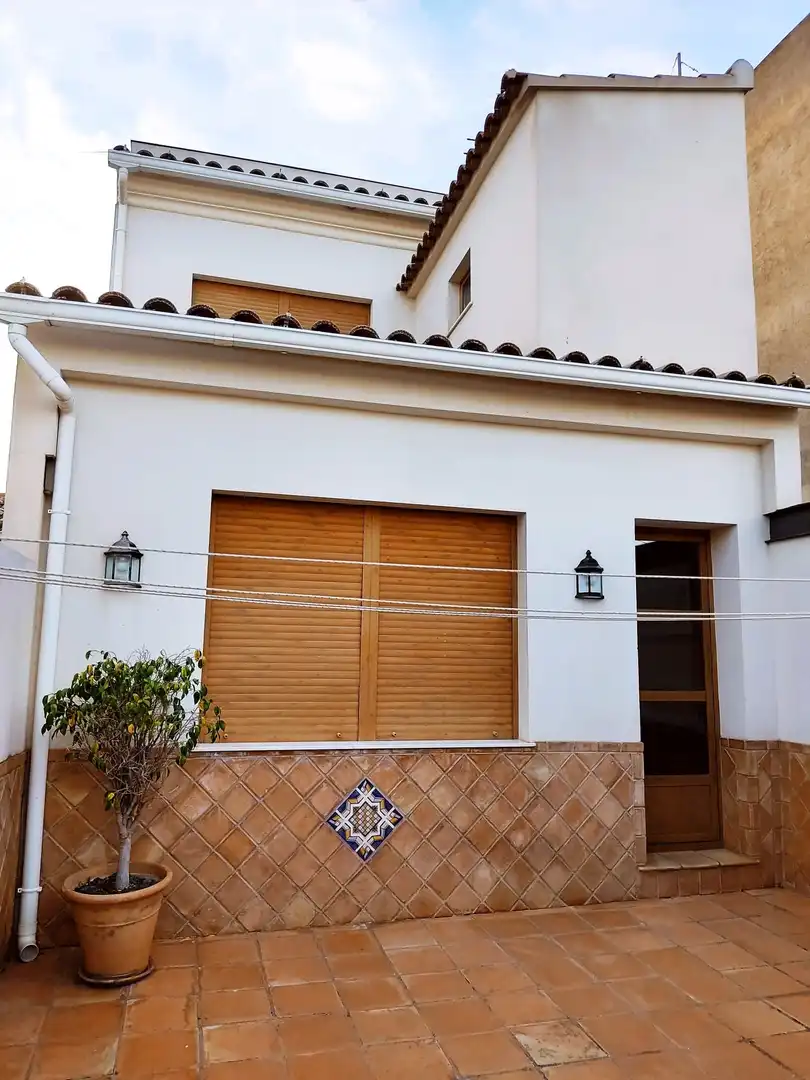 Vista exterior de Casa o xalet en venda en Puerto Lumbreras amb Traster, Moblat i Forn