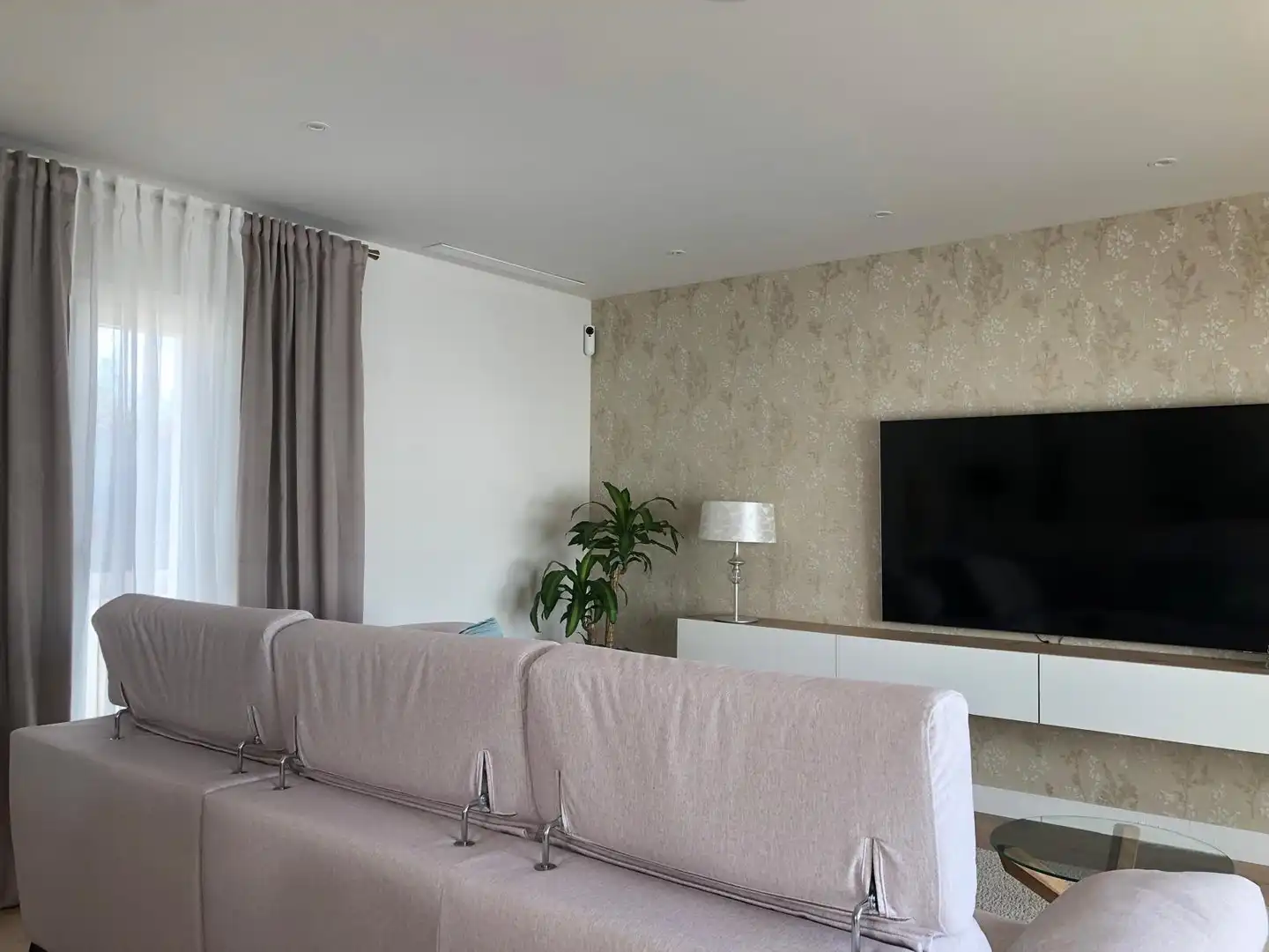 Wohnzimmer von Haus oder Chalet zum Verkauf in Aspe mit Klimaanlage, Privatgarten und Terrasse