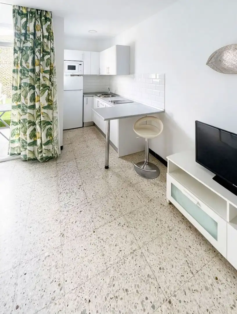 Cocina de Piso de alquiler en Las Palmas de Gran Canaria con Jardín privado y Terraza