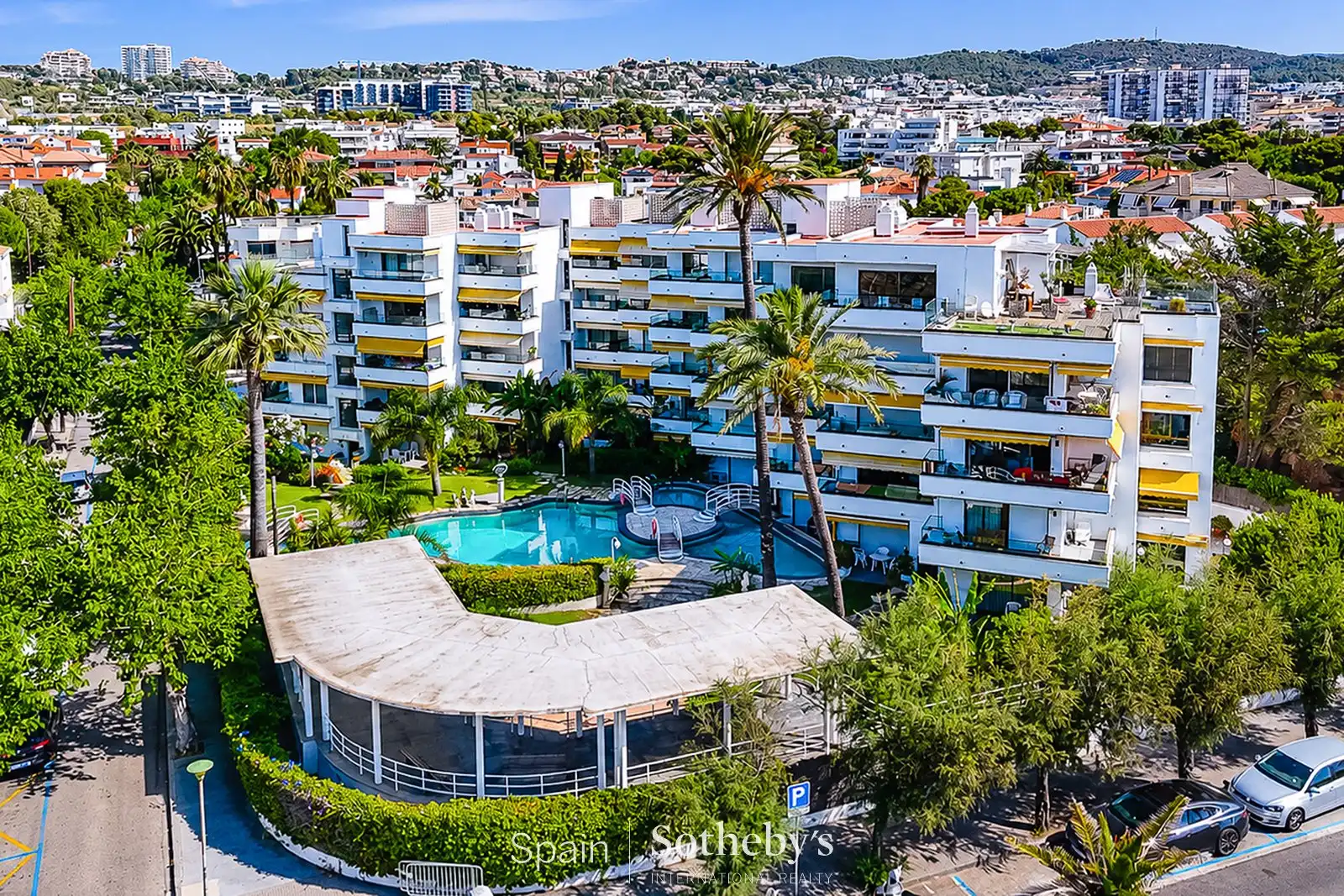 Vista exterior de Dúplex en venta en Sitges con Aire acondicionado, Calefacción y Terraza