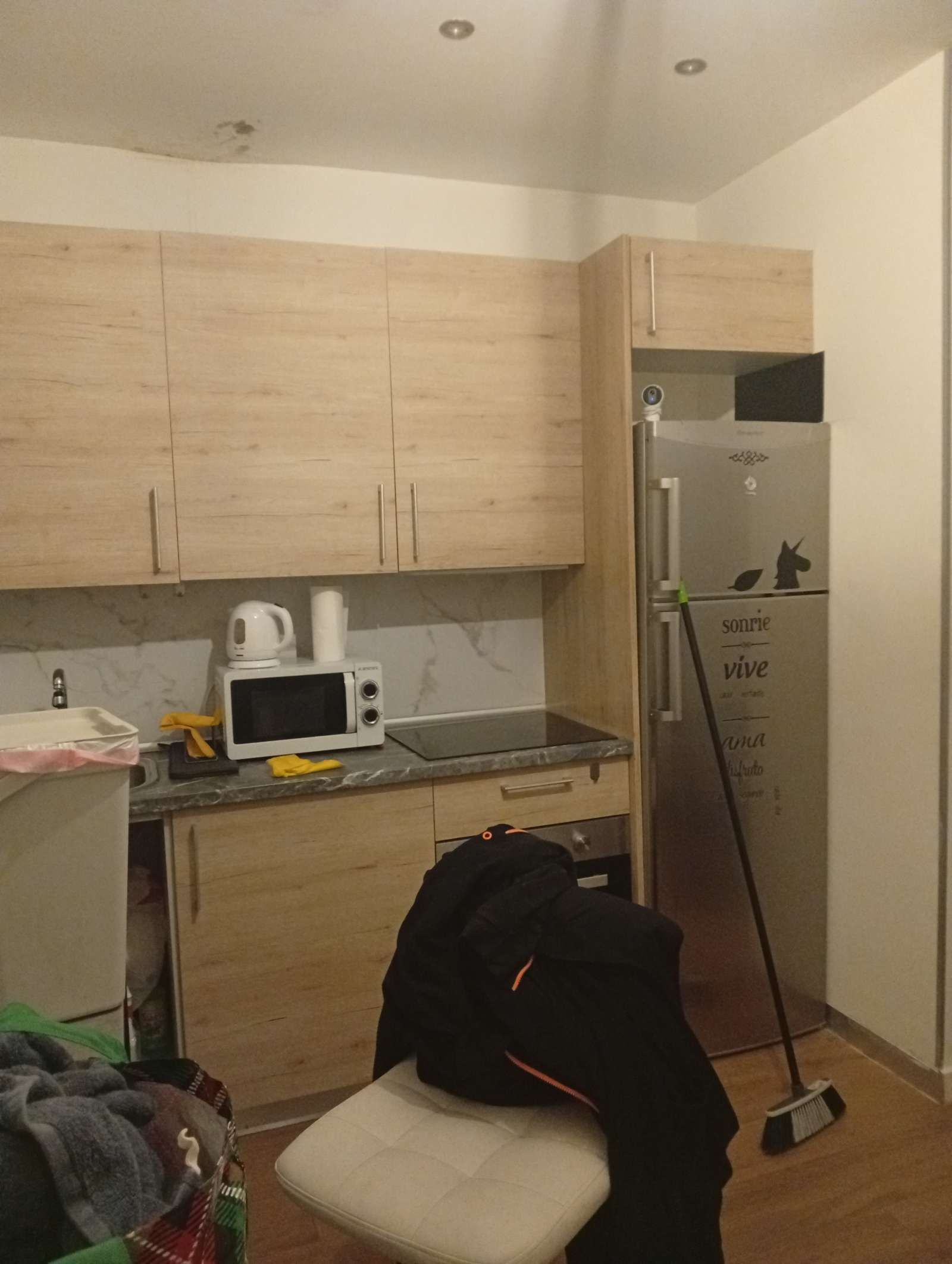 Cuina de Estudi per a compartir en  Madrid Capital amb Aire condicionat, Calefacció i Terrassa