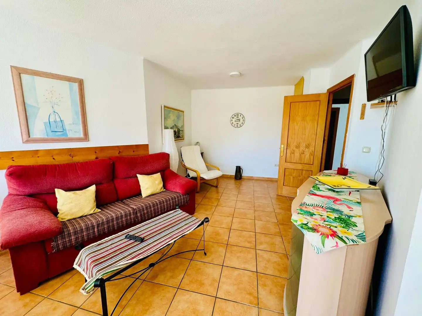 Sala de estar de Apartamento en venta en Torrox con Piscina comunitaria